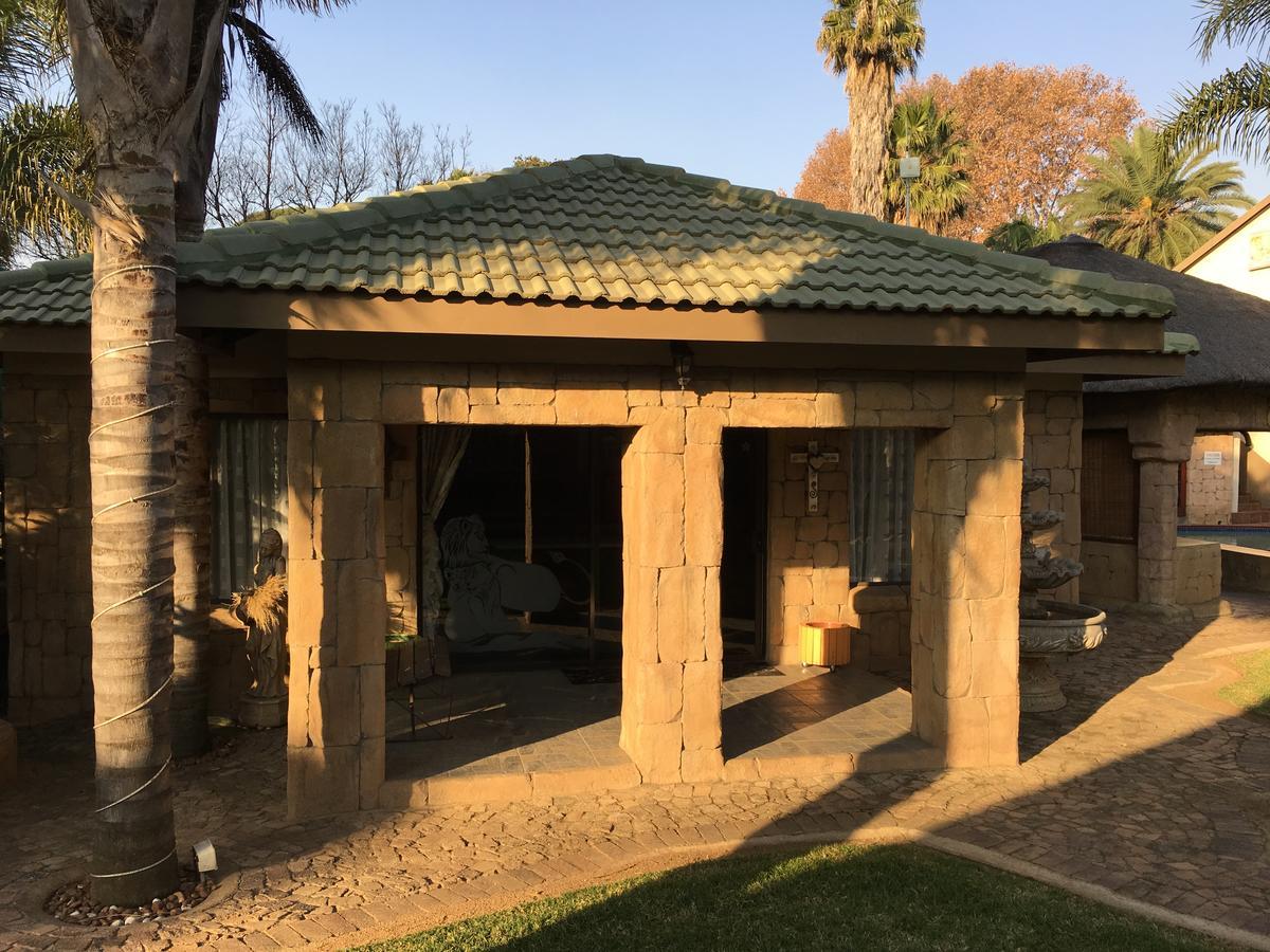Lions Rest Guest House Germiston Kültér fotó